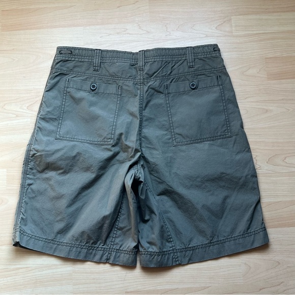 Eddie Bauer Shorts Mens Brown Flat Front Cotton Size 36 - Picture 4 of 4